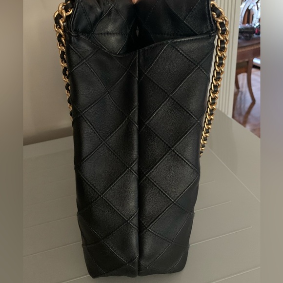 TORY BURCH FLEMING SOFT HOBO BAG - Picture 8 of 10